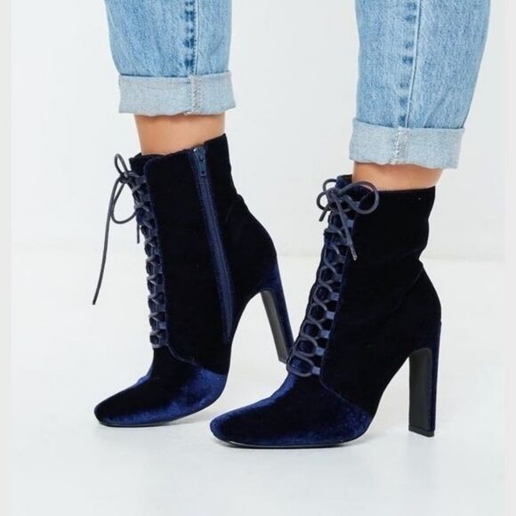 Missguided Size US 8 Blue Velvet Lace Up Side Zip‎ Heeled Bootie Boots - Picture 1 of 16